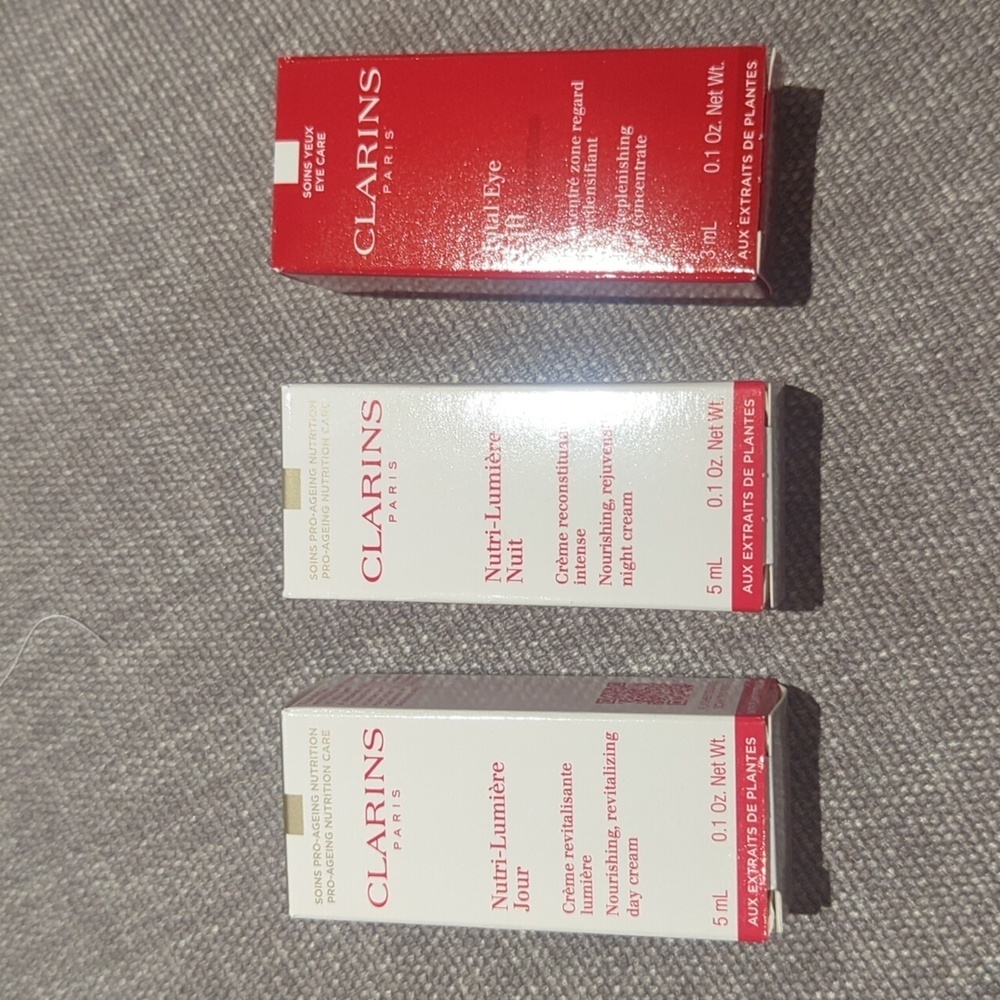 Bundle of 3 Clarins Travel Cream + White Make up Bags - NWT